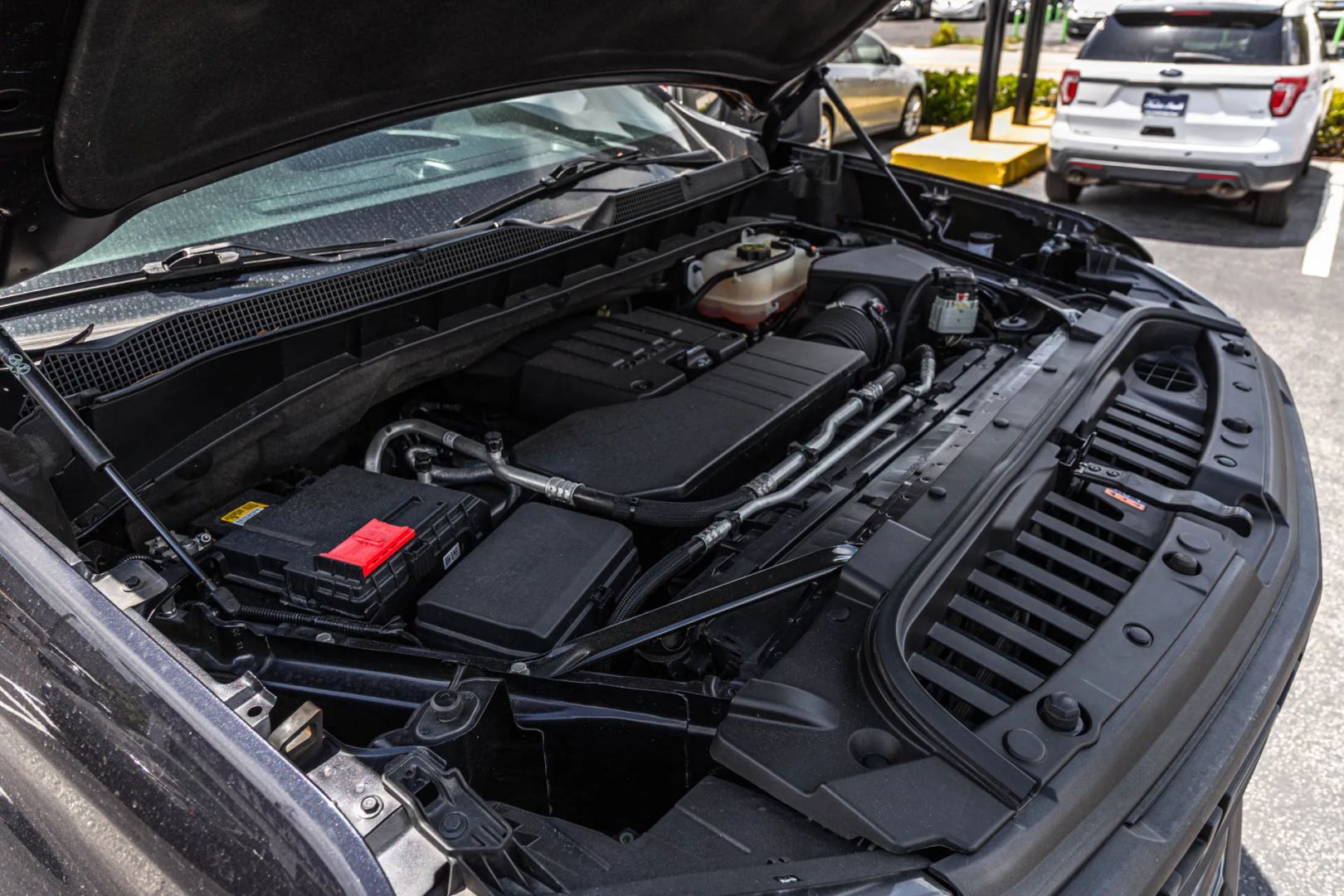 Chevrolet Silverado photo 89