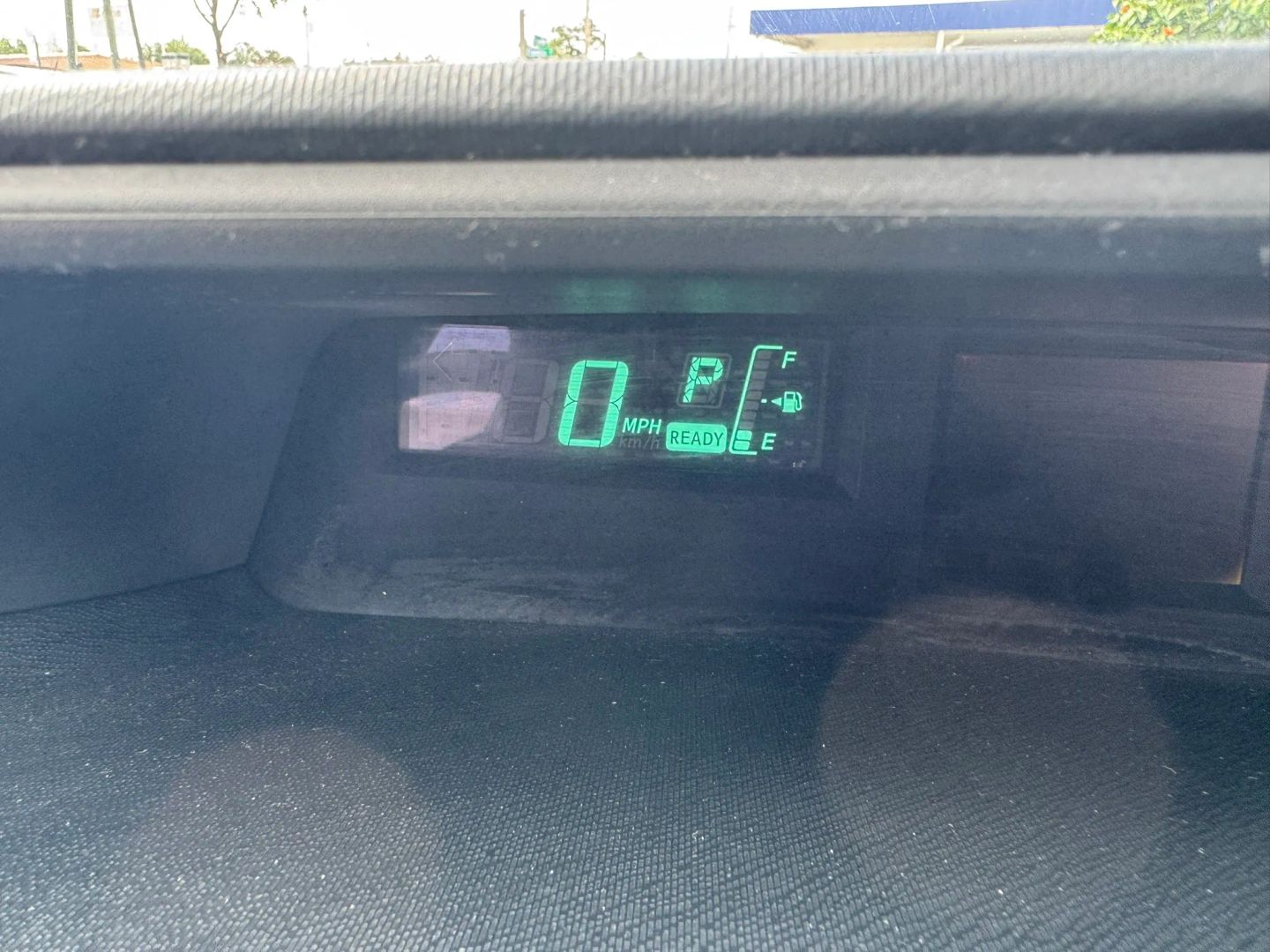 Toyota Prius C photo 23