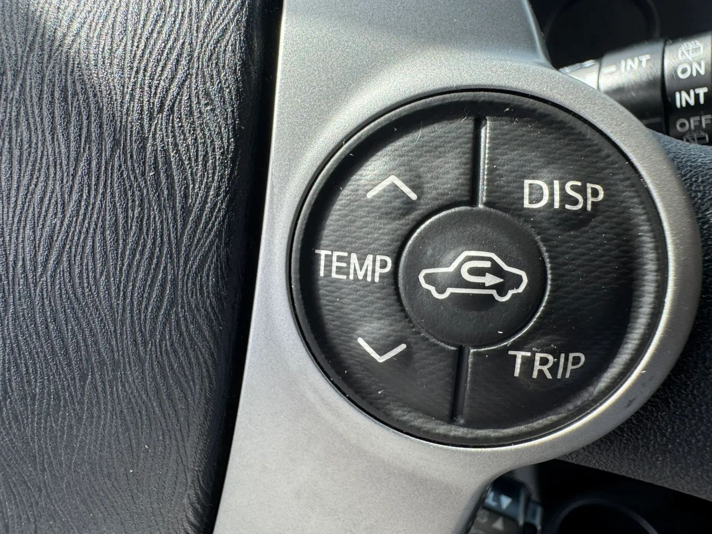 Toyota Prius C photo 24