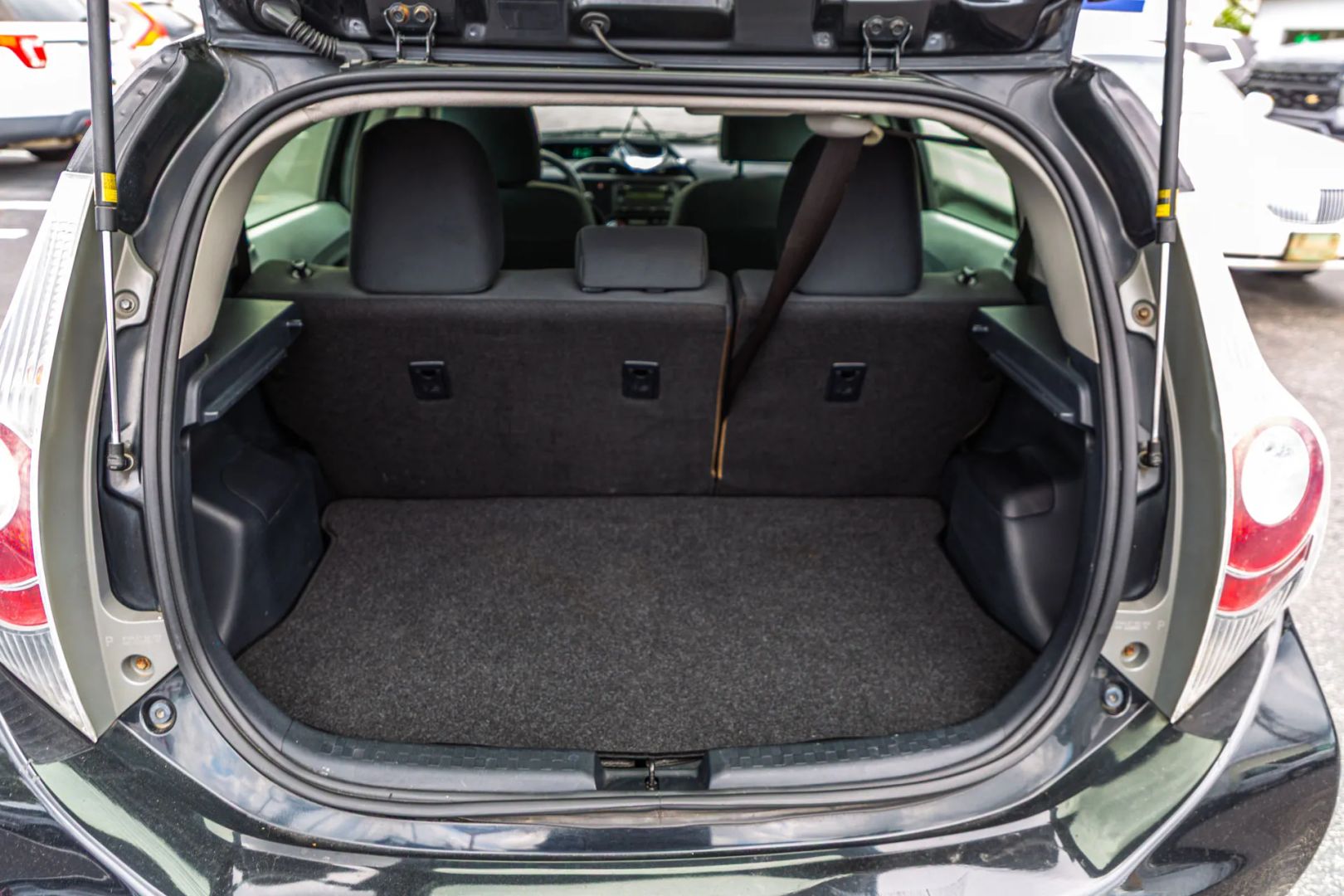 Toyota Prius C photo 47