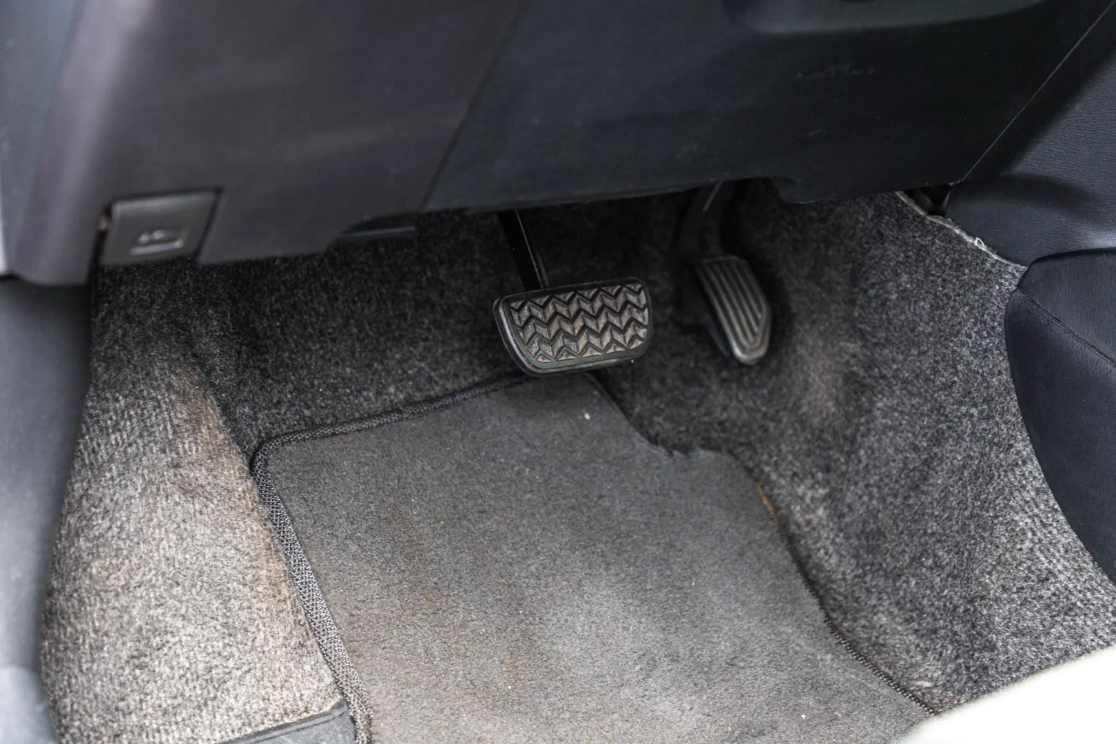 Toyota Prius C photo 65