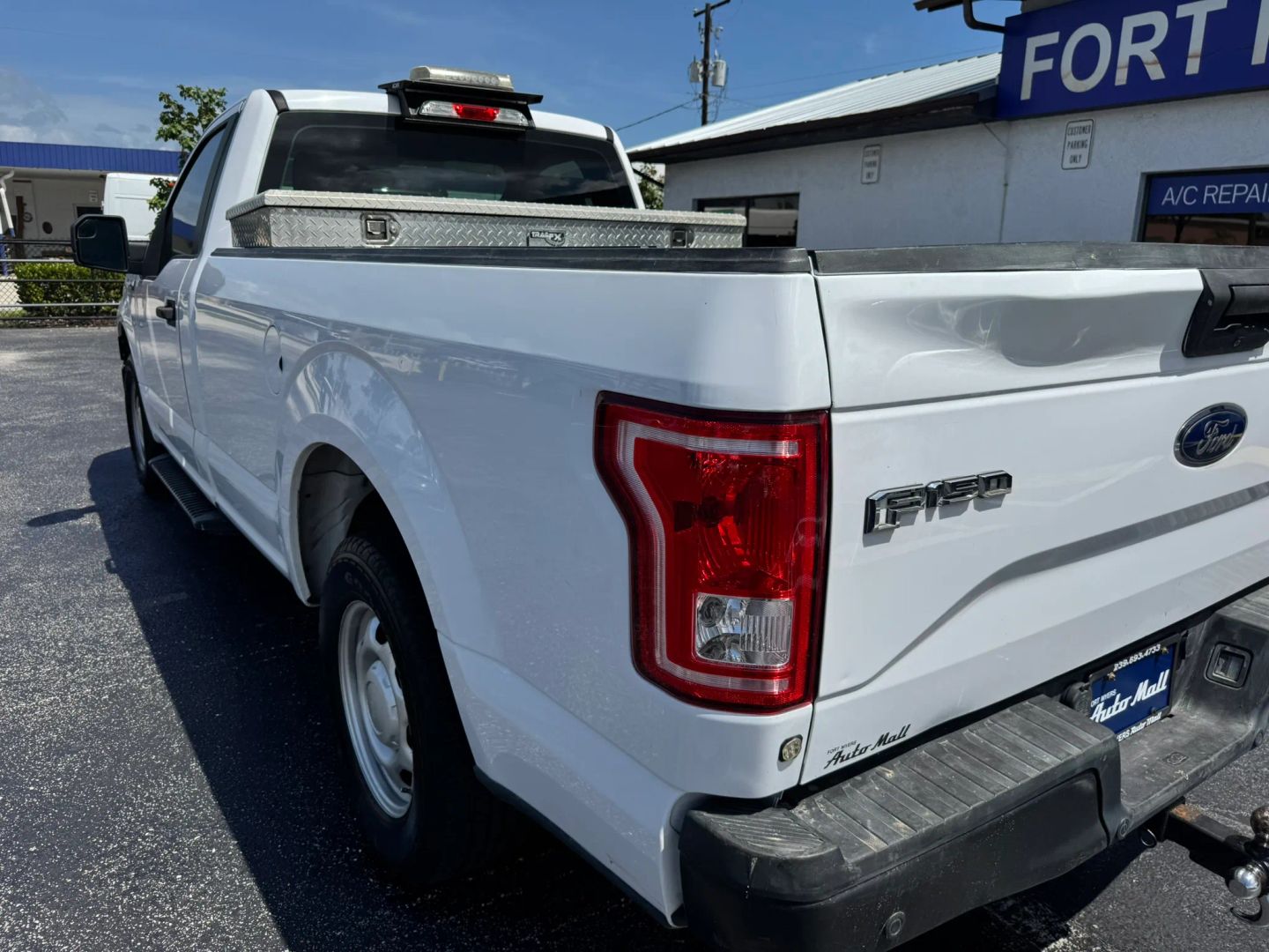 Ford F-150 photo 11