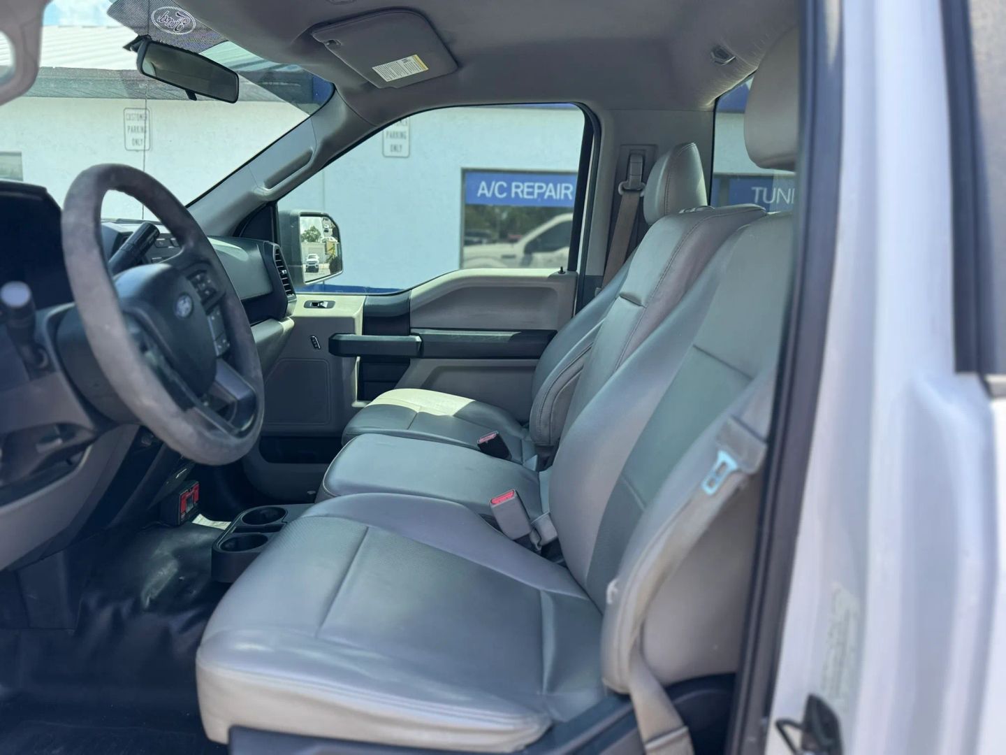 Ford F-150 photo 23