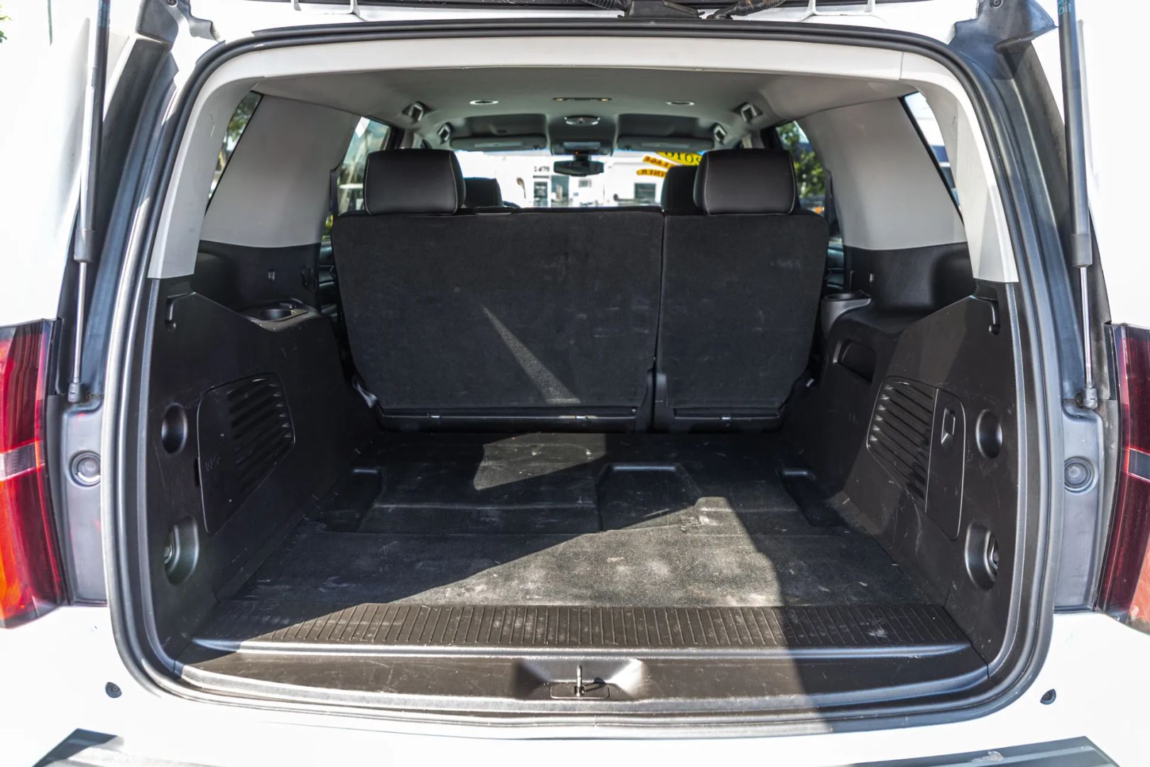 Chevrolet Tahoe photo 25