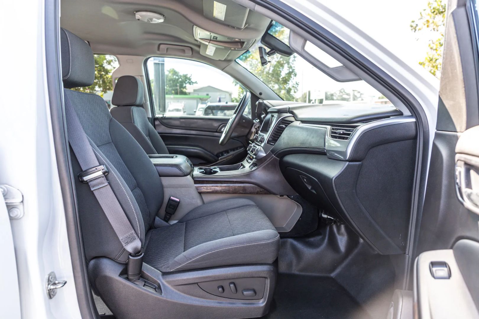 Chevrolet Tahoe photo 32