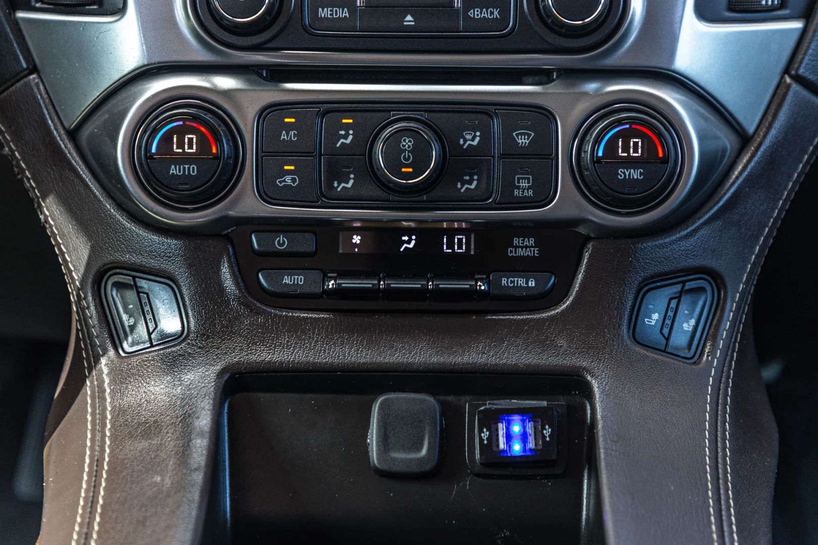 Chevrolet Tahoe photo 52