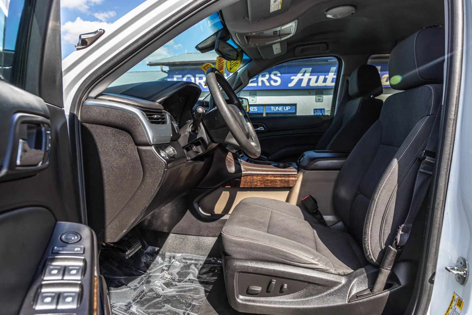 Chevrolet Tahoe photo 63