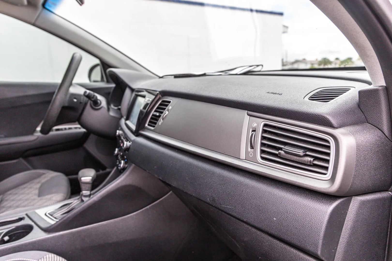 Kia Niro photo 75