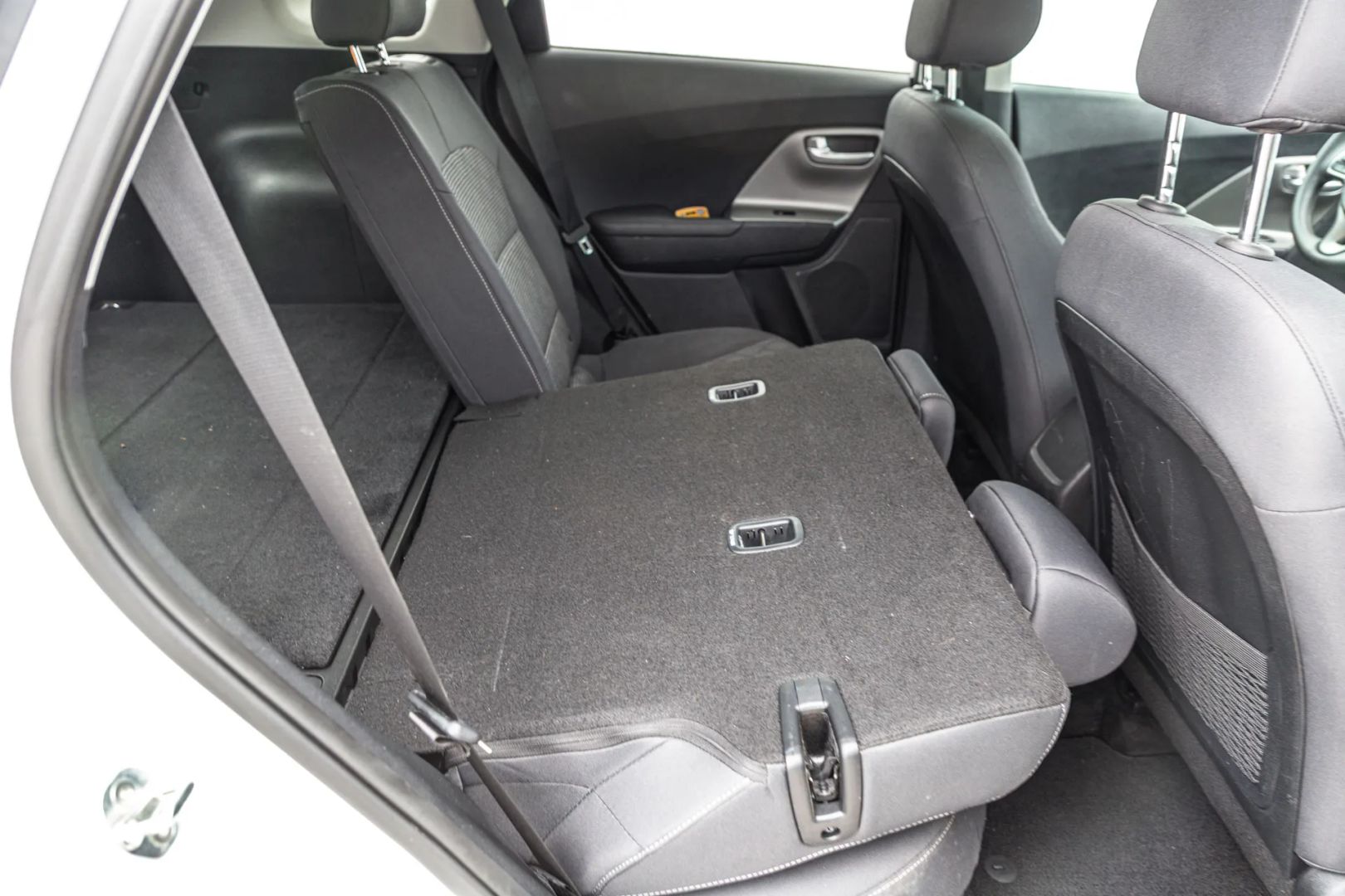 Kia Niro photo 80