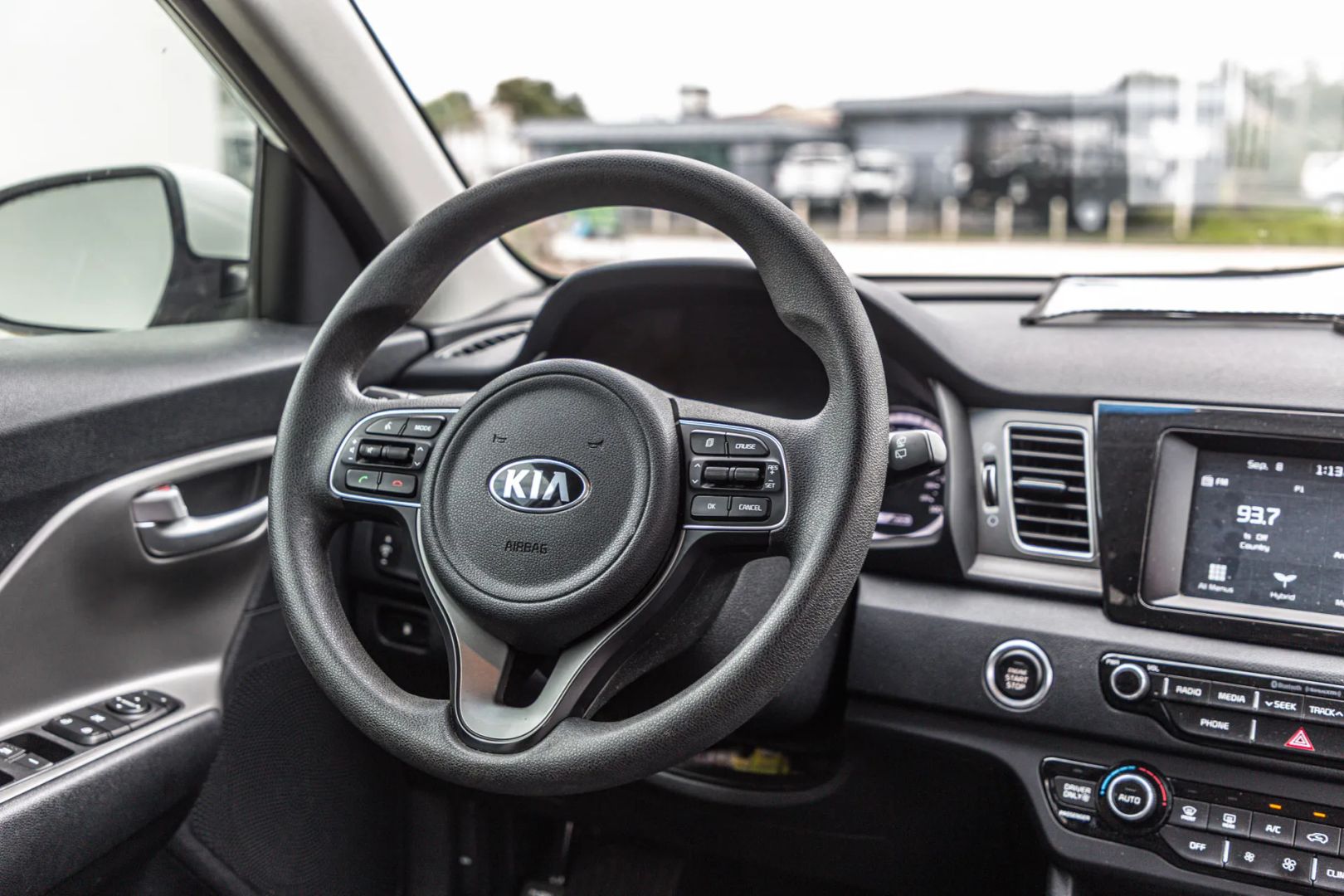 Kia Niro photo 86