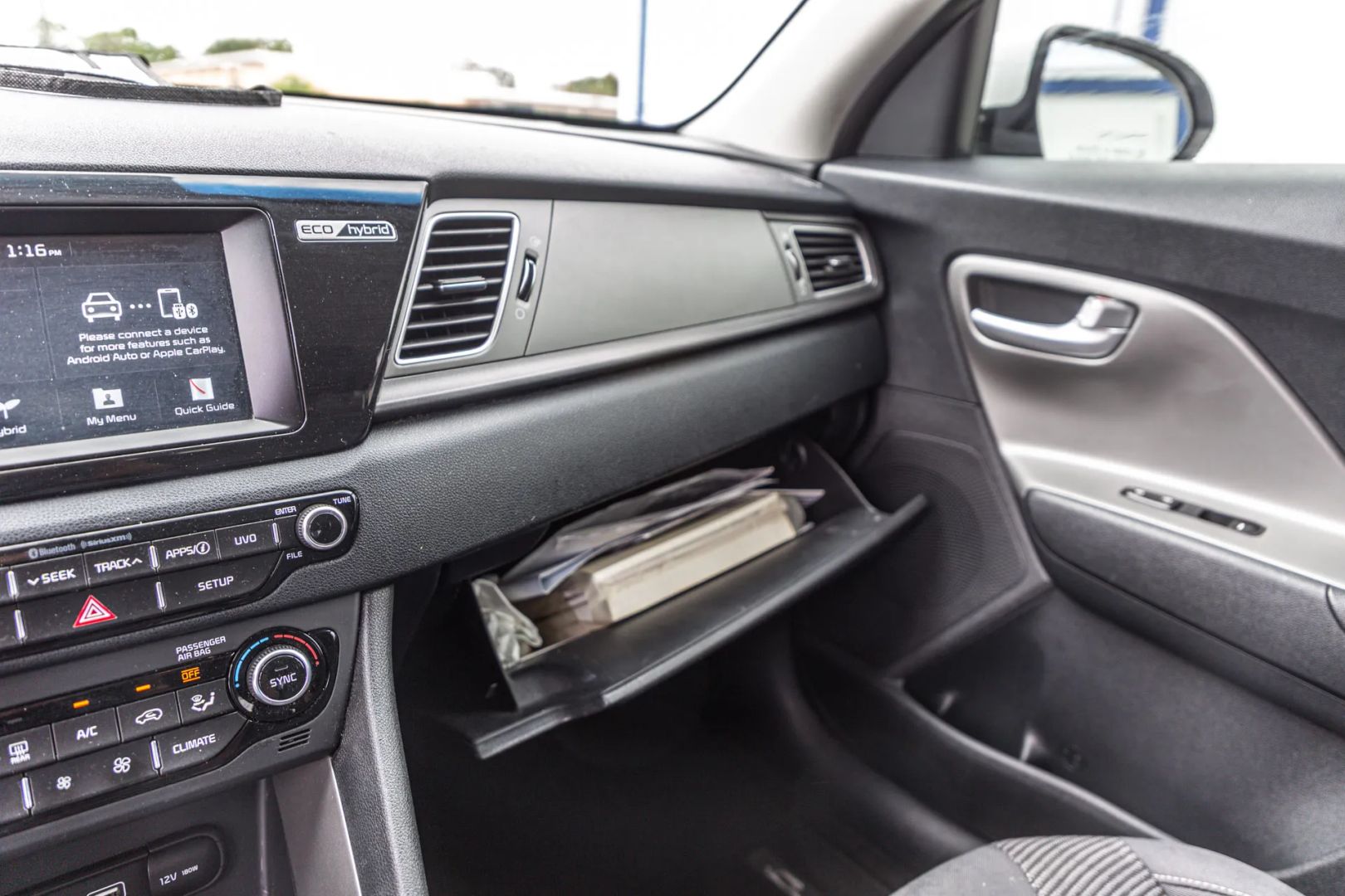 Kia Niro photo 96