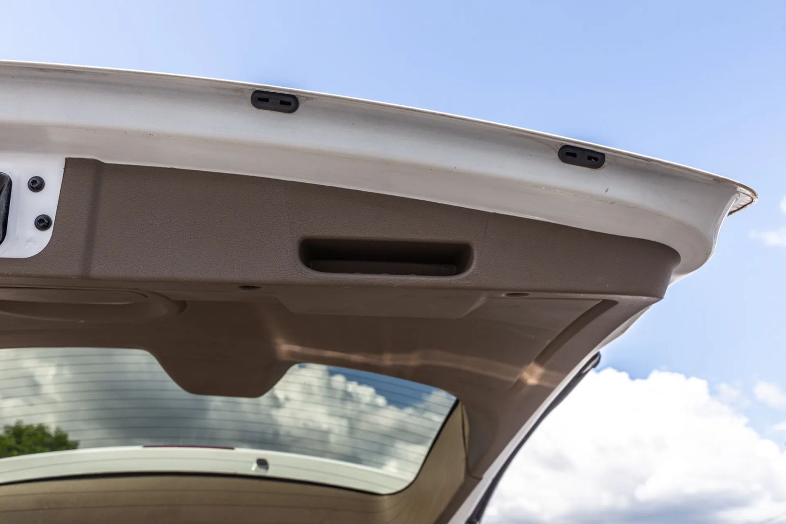 Photo 15 of this Chrysler Town & Country