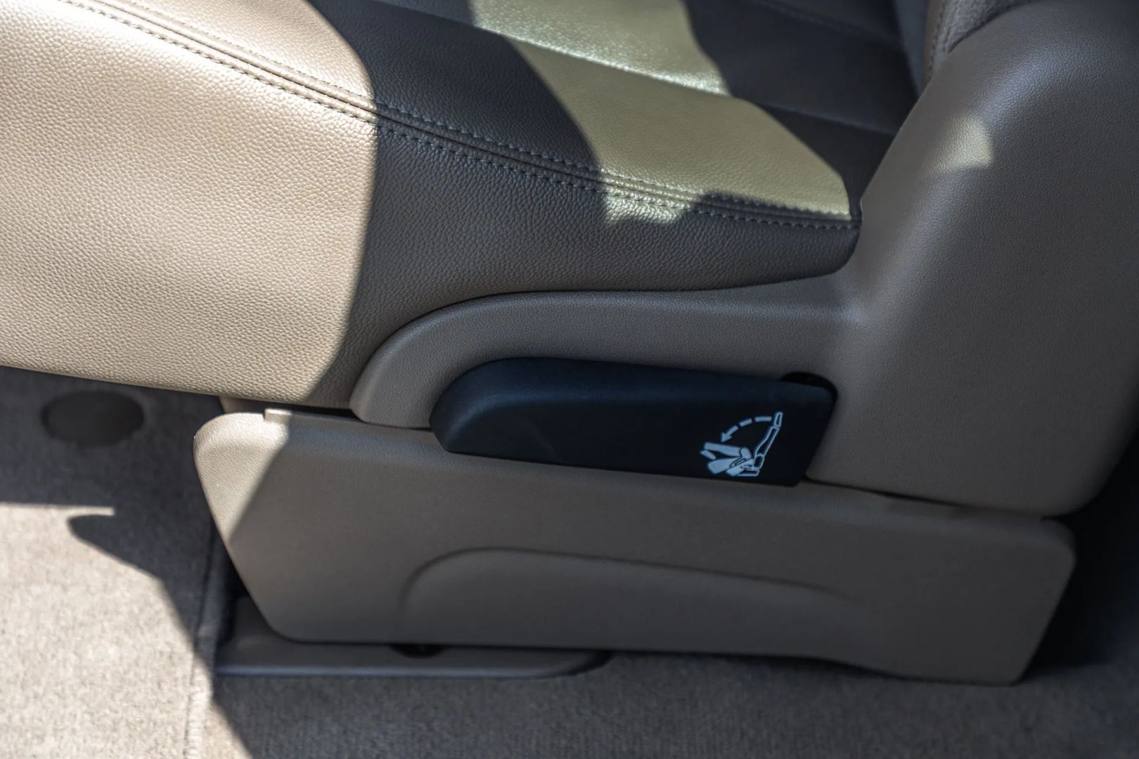 Photo 55 of this Chrysler Town & Country