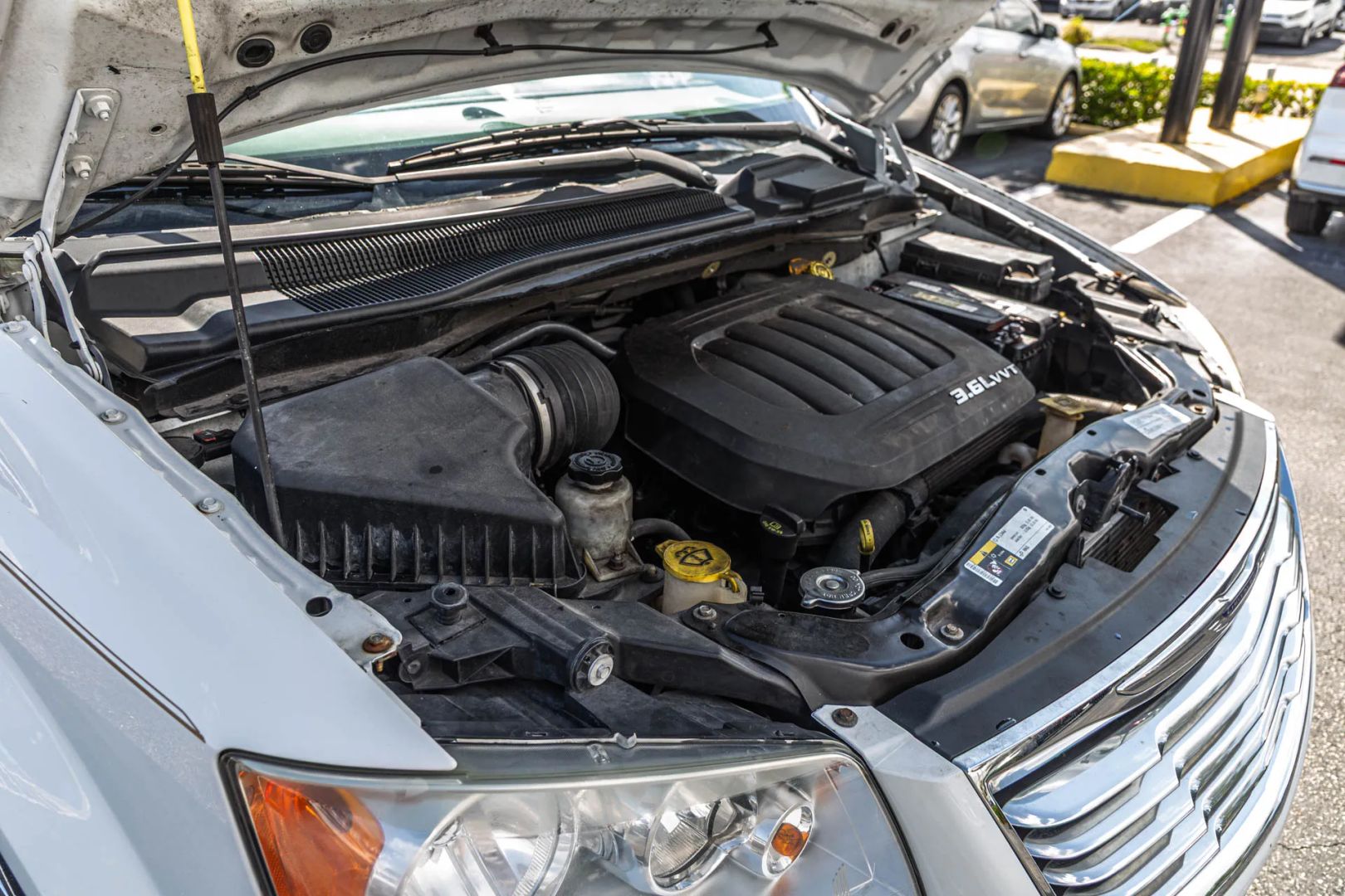 Photo 72 of this Chrysler Town & Country