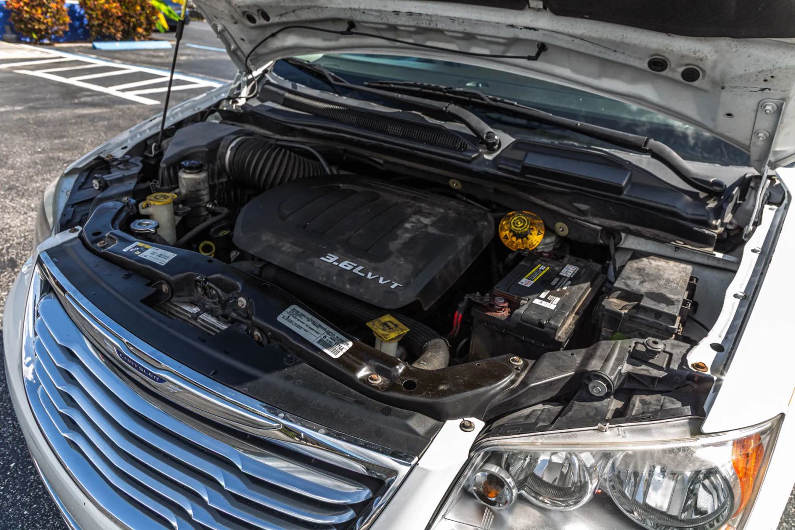 Photo 74 of this Chrysler Town & Country