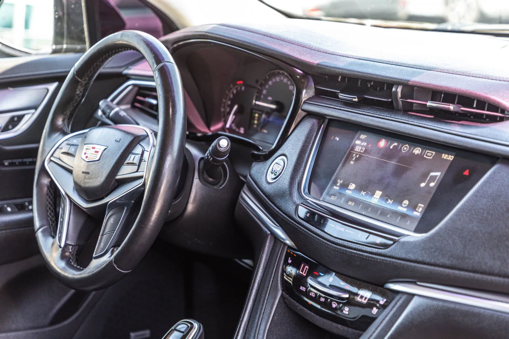 Cadillac XT5 photo 13