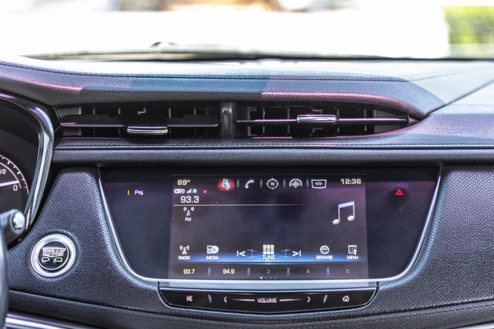 Cadillac XT5 photo 21
