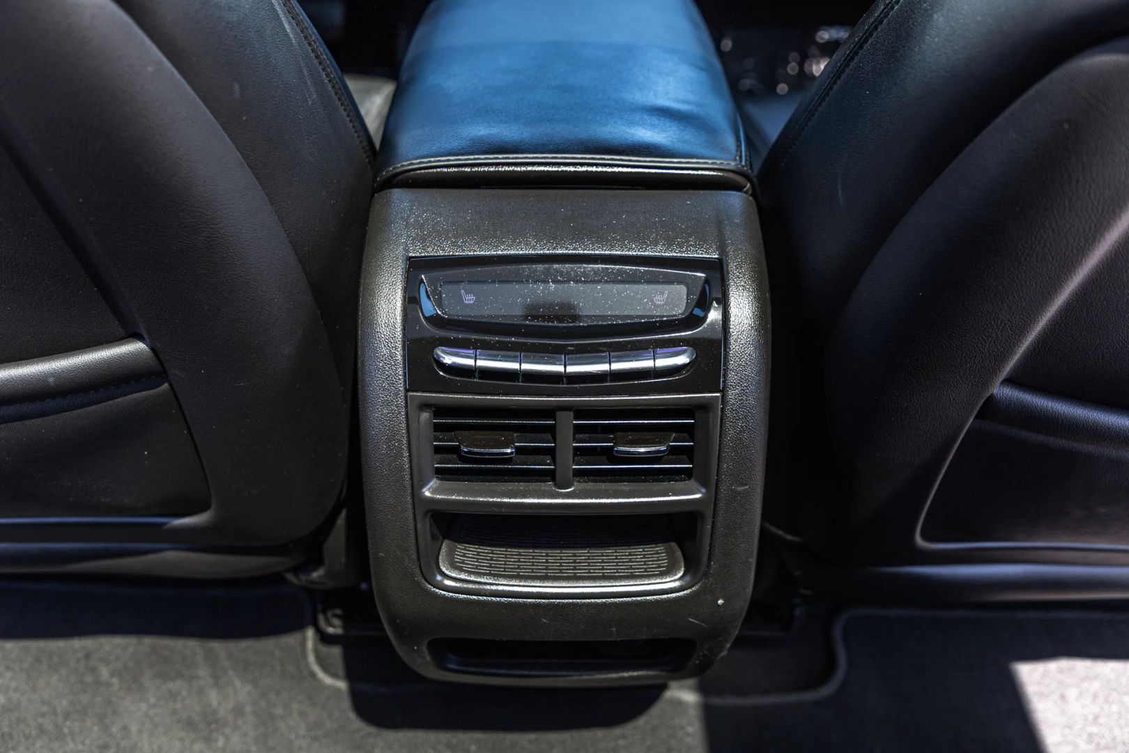 Cadillac XT5 photo 26