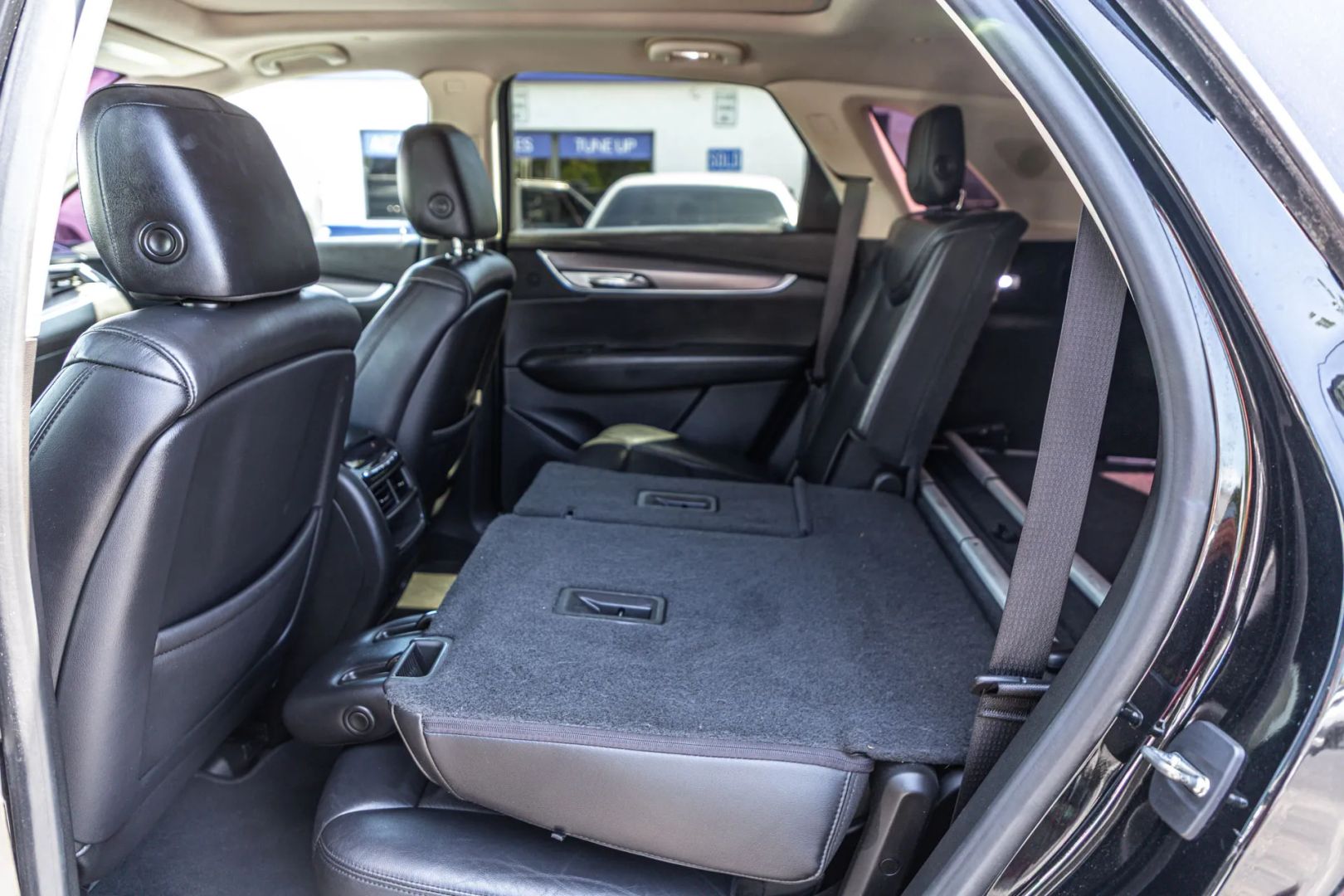 Cadillac XT5 photo 39