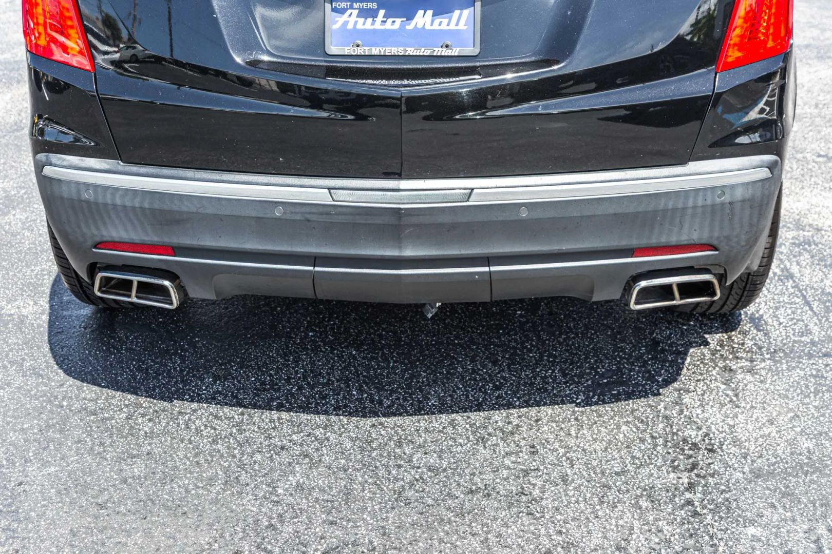 Photo 28 of this Cadillac XT5