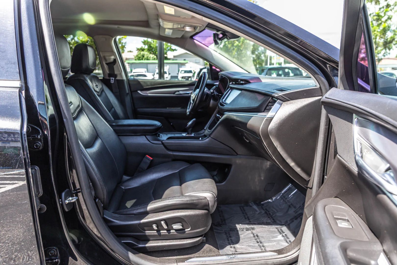 Photo 30 of this Cadillac XT5