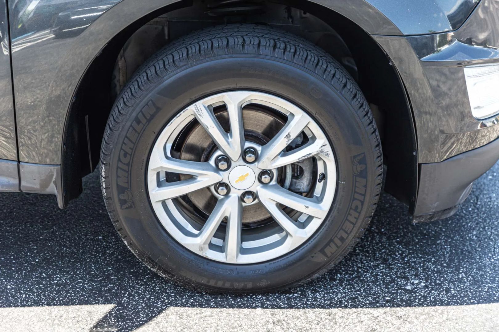 Photo 15 of this Chevrolet Equinox