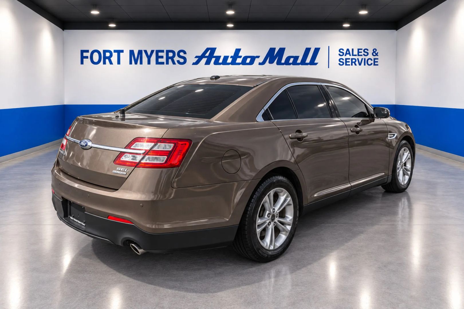 Photo 3 of this Ford Taurus