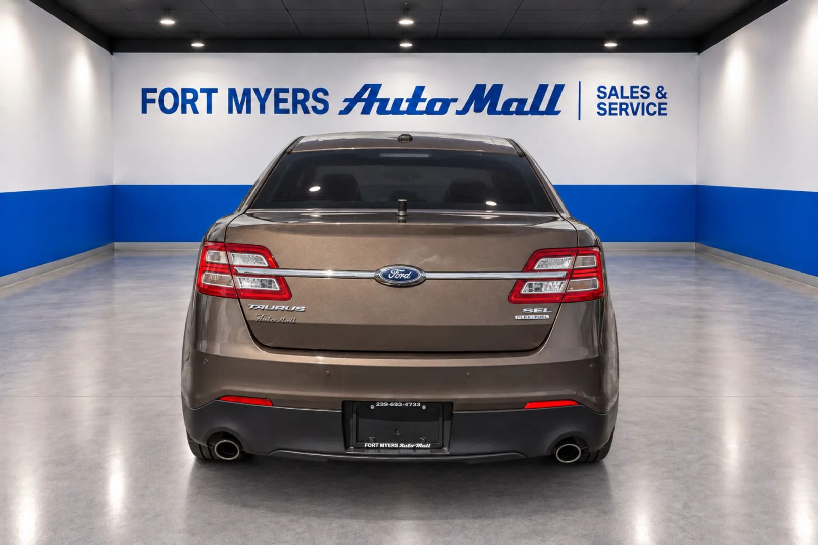 Photo 4 of this Ford Taurus