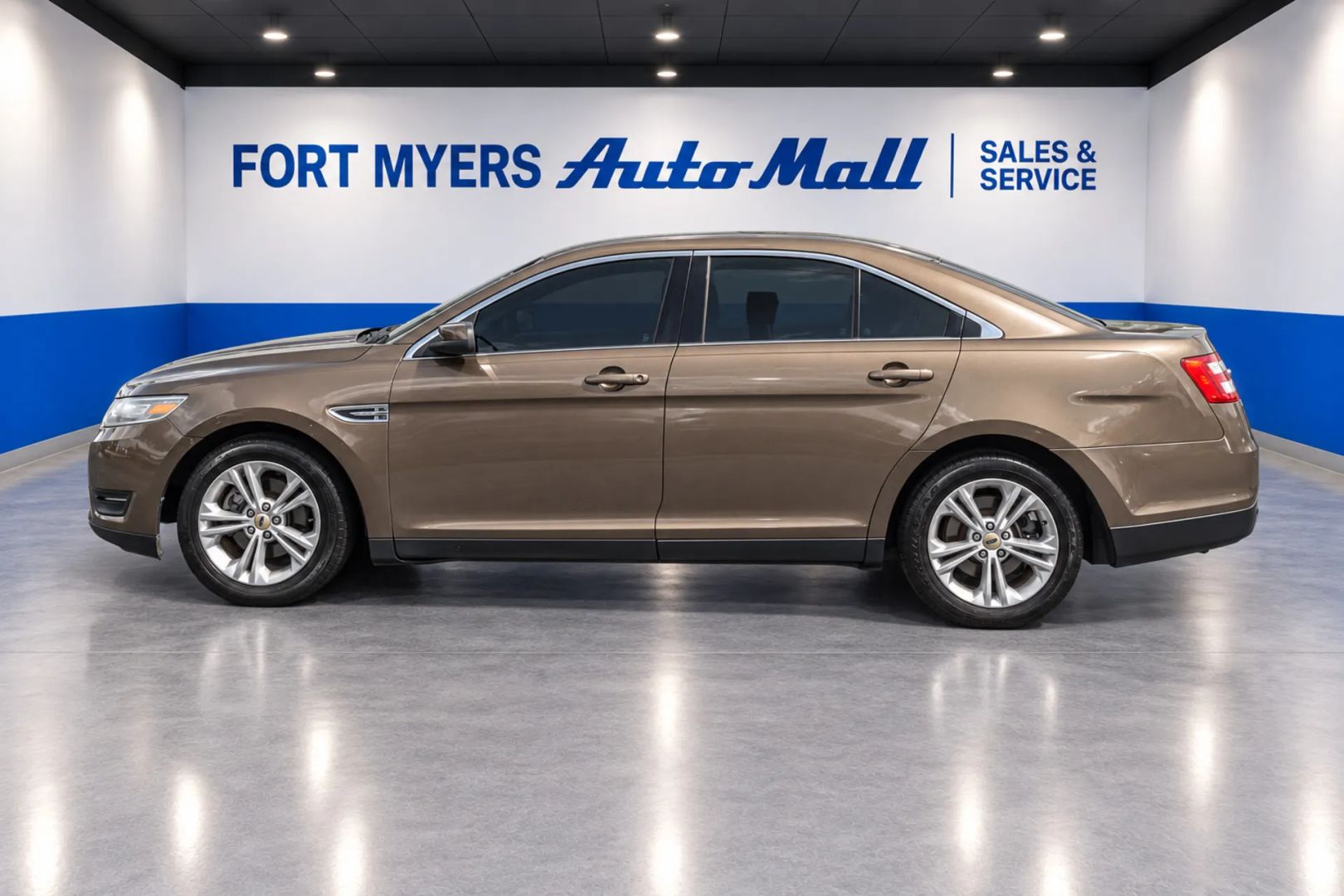 Photo 7 of this Ford Taurus