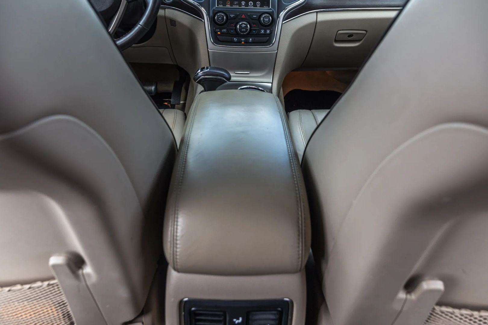 Photo 50 of this Jeep Grand Cherokee