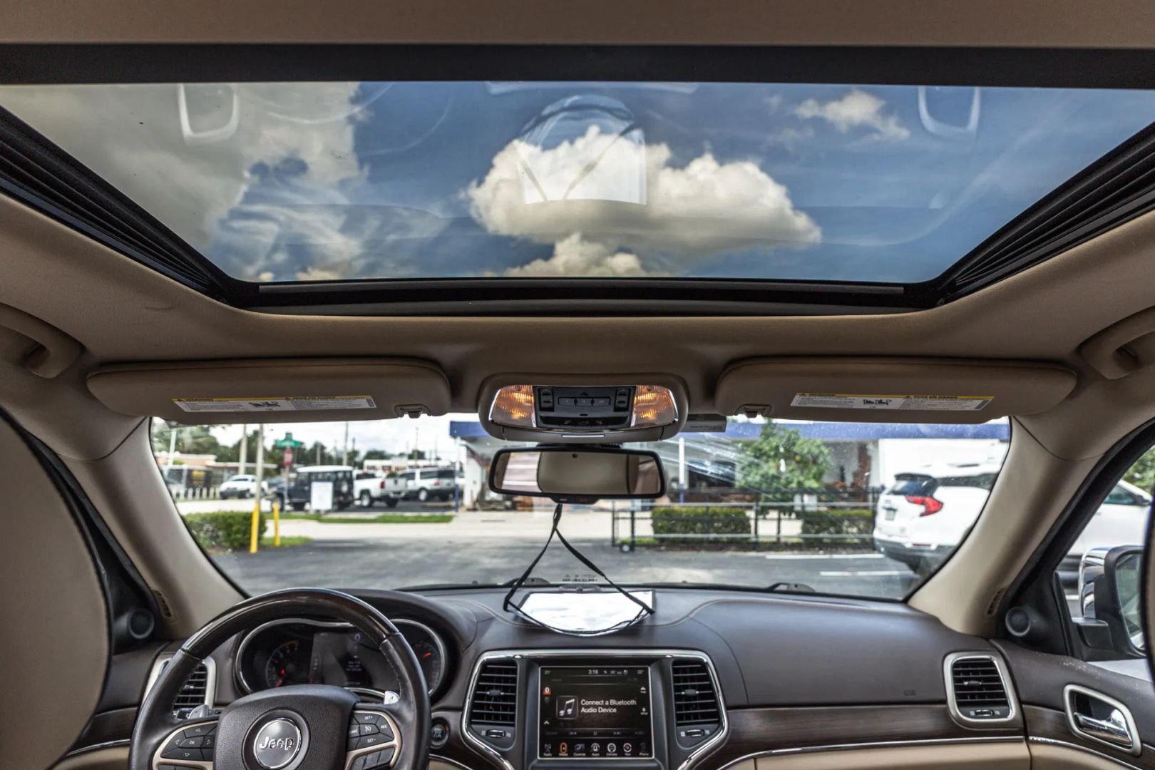Photo 52 of this Jeep Grand Cherokee