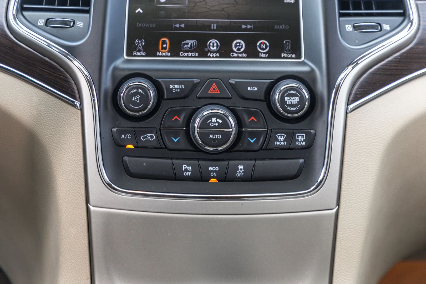 Photo 55 of this Jeep Grand Cherokee