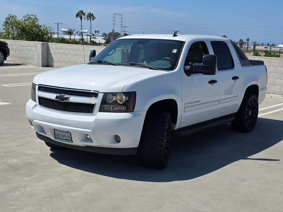 2007 Chevrolet Avalanche LS - Photo 3