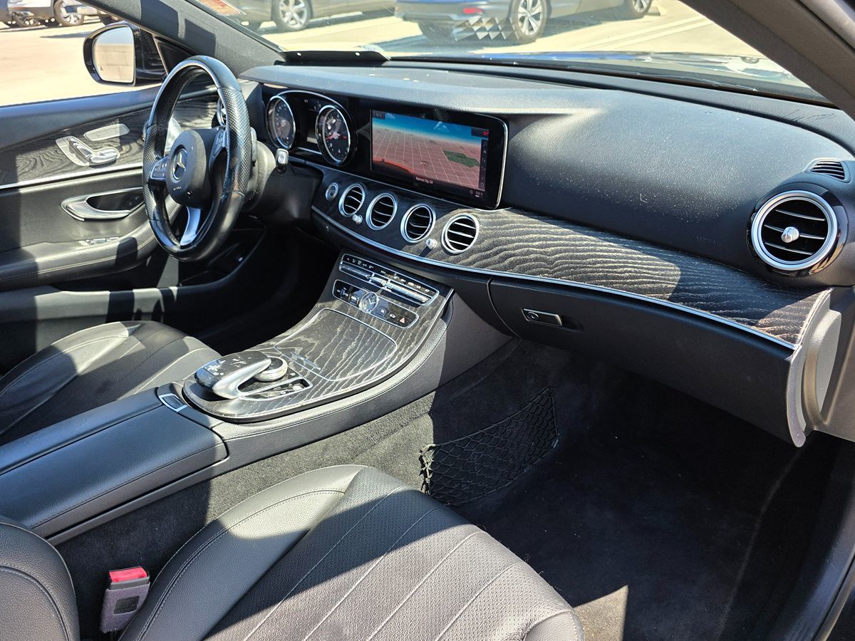 2018 Mercedes-Benz E-Class E300 - Photo 8