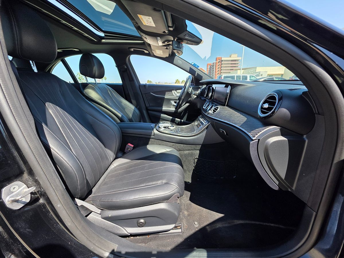 2018 Mercedes-Benz E-Class E300 - Photo 9