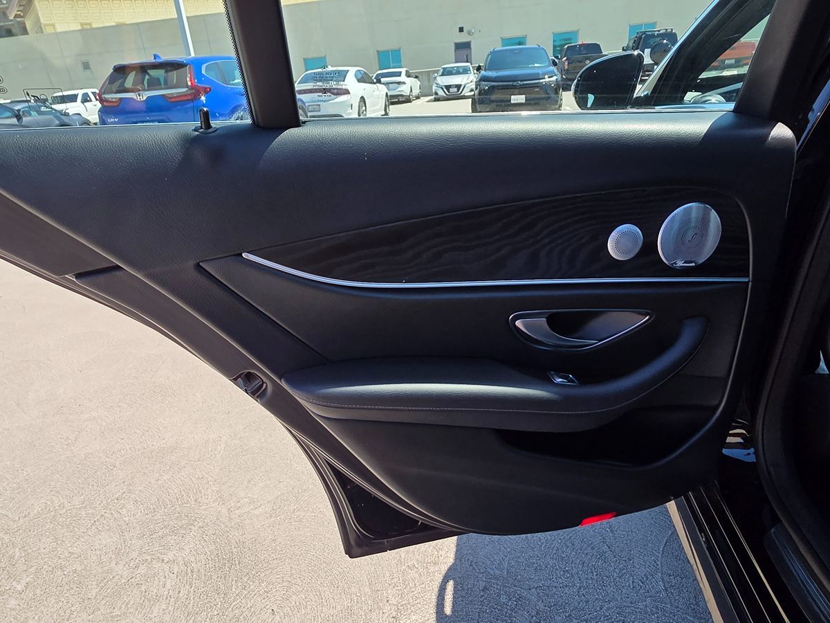 2018 Mercedes-Benz E-Class E300 - Photo 16