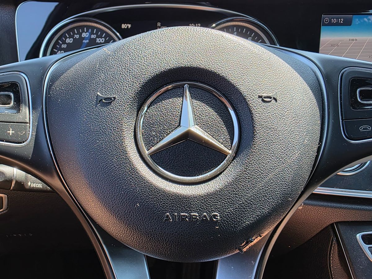 2018 Mercedes-Benz E-Class E300 - Photo 22