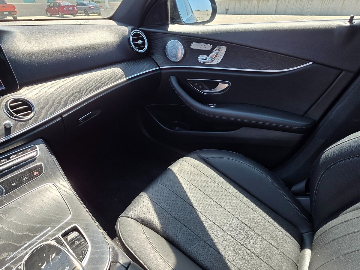 2018 Mercedes-Benz E-Class E300 - Photo 28