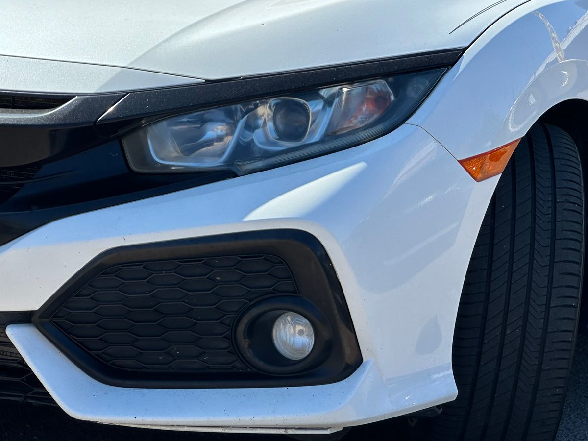 2018 Honda Civic Hatchback Sport - Photo 6