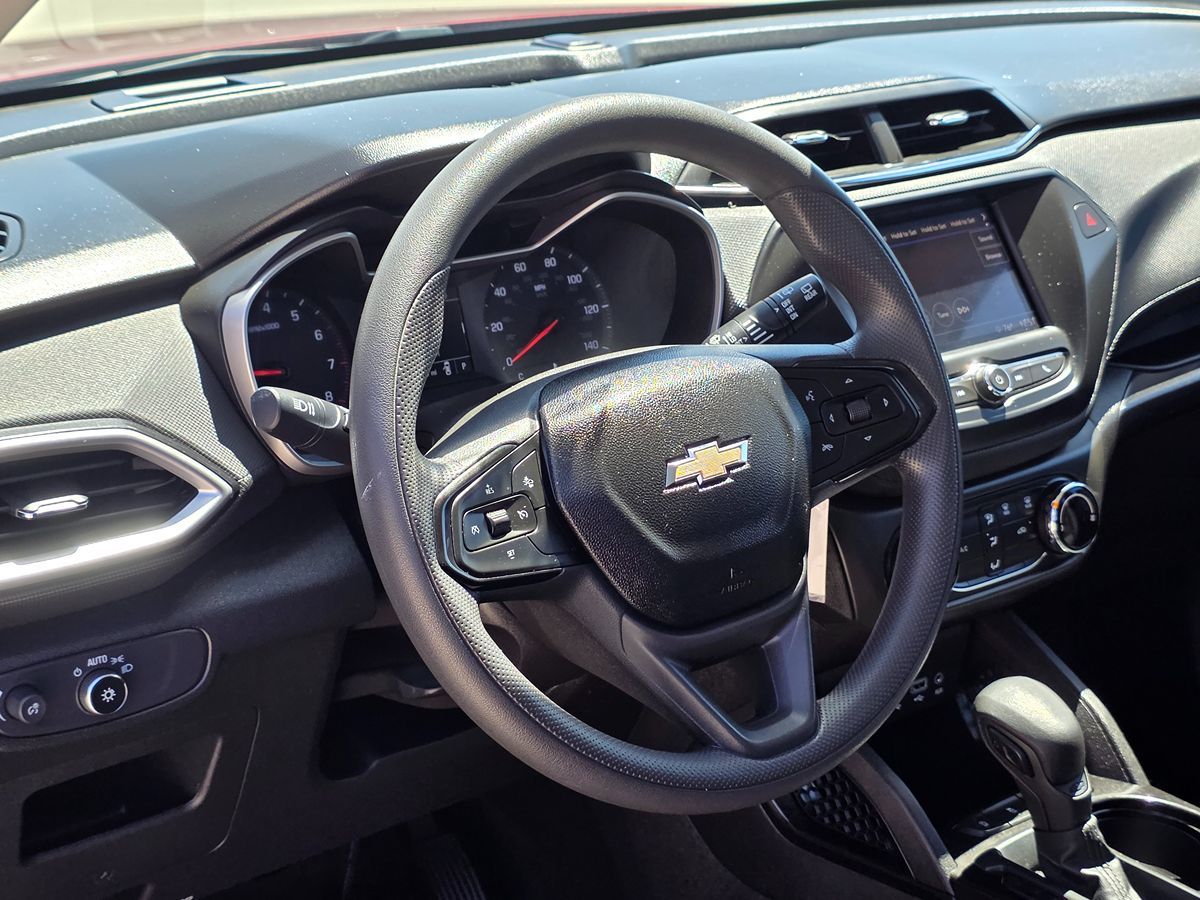Chevrolet Trailblazer photo 12