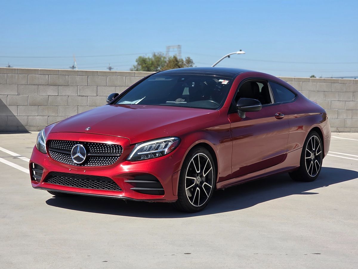 Mercedes-Benz C300 photo 3