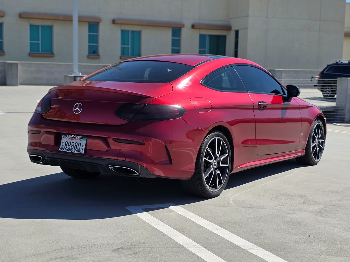 Mercedes-Benz C300 photo 7