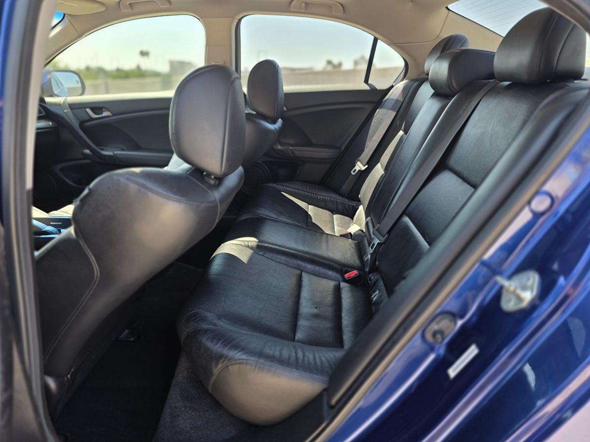 Acura TSX photo 18