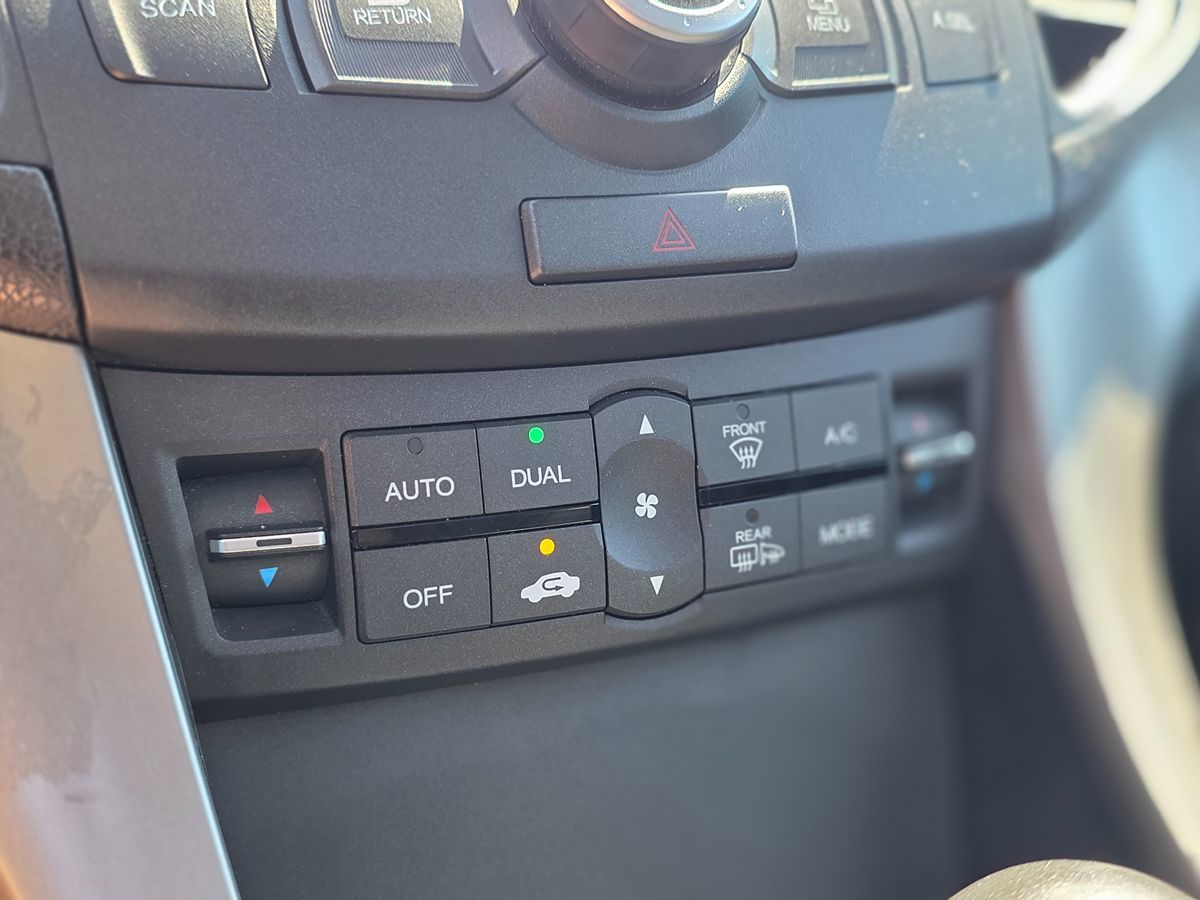 Acura TSX photo 34