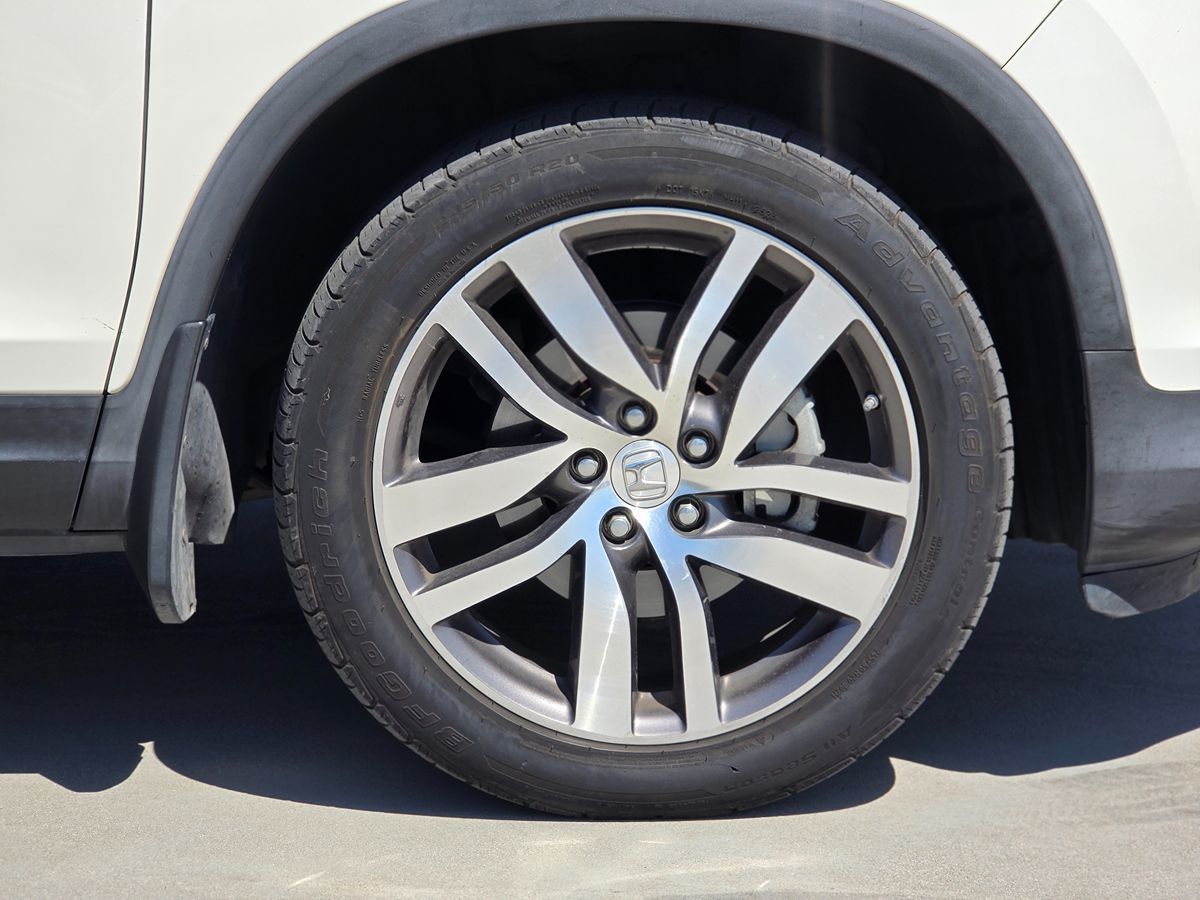 Honda Pilot photo 9