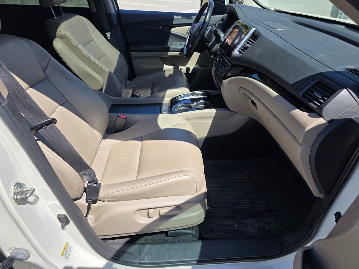 Honda Pilot photo 11