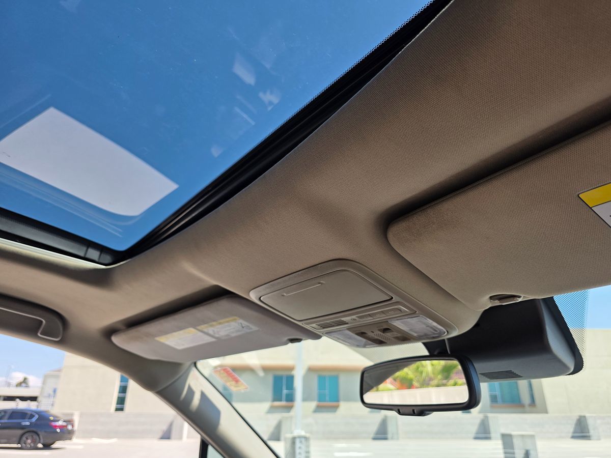 Honda Pilot photo 14