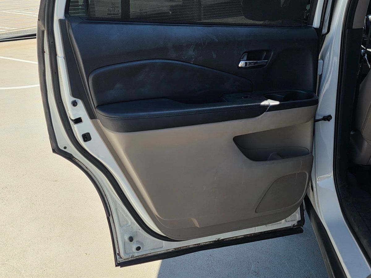 Honda Pilot photo 25