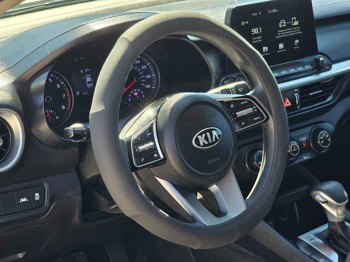 Kia Forte photo 10