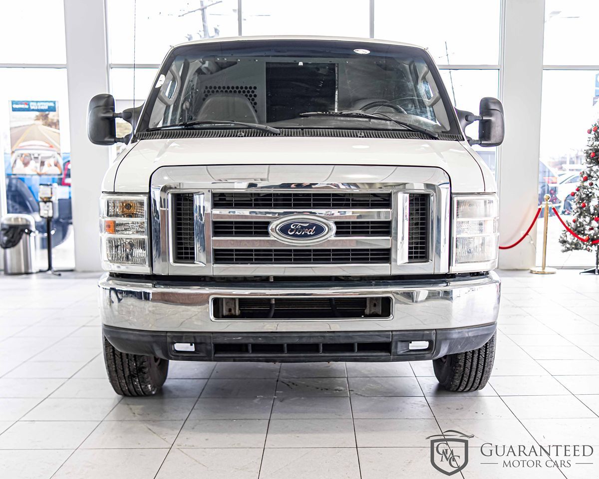 2008 Ford E-350 photo 3